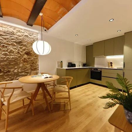 Apartment Bravissimo Ballesteries 34, Heart Of The Barri Vell *